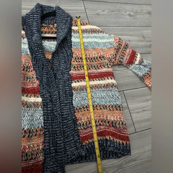 Anthropologie Knitted and Knotted Sweater - Medium - Picture 9 of 9